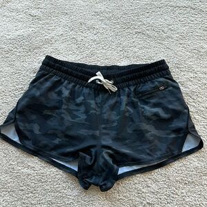 Vuori Clementine camo short